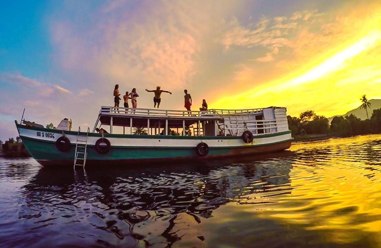 Mad Monkey Hostel Kampot (Adults Only) Eksteriør bilde