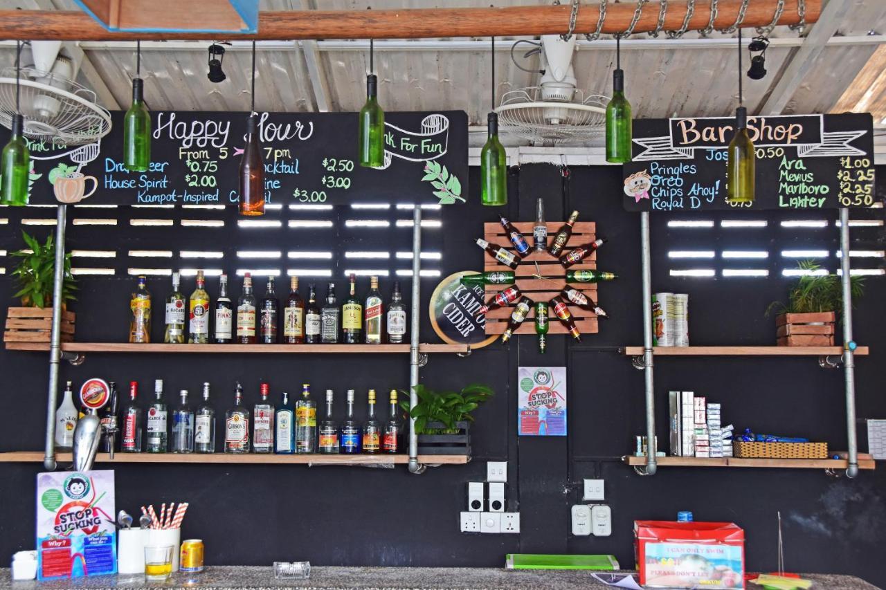 Mad Monkey Hostel Kampot (Adults Only) Eksteriør bilde